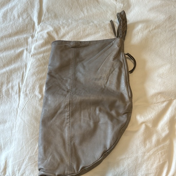 Danier Grey Leather Hobo Bag - Picture 4 of 11